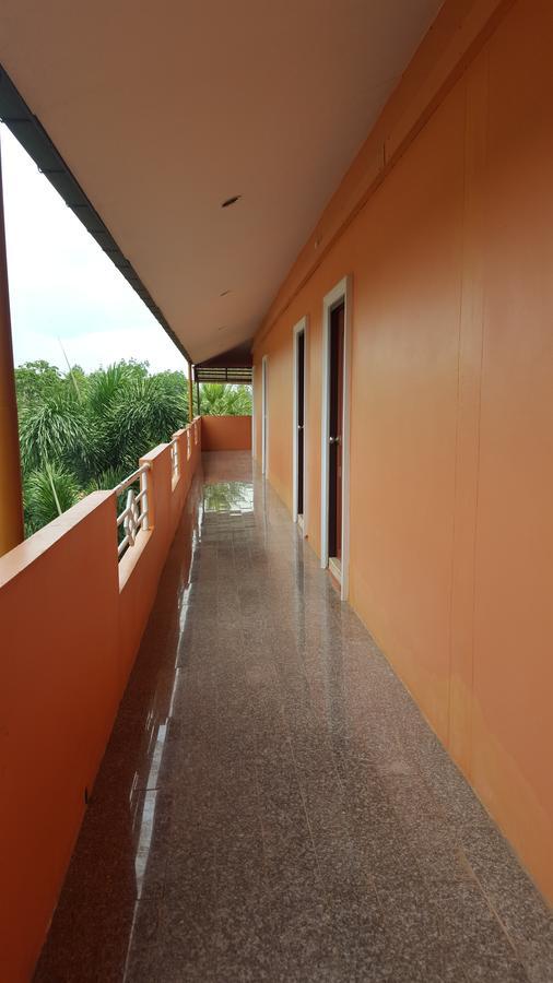 Khao Saming Paradise Resort