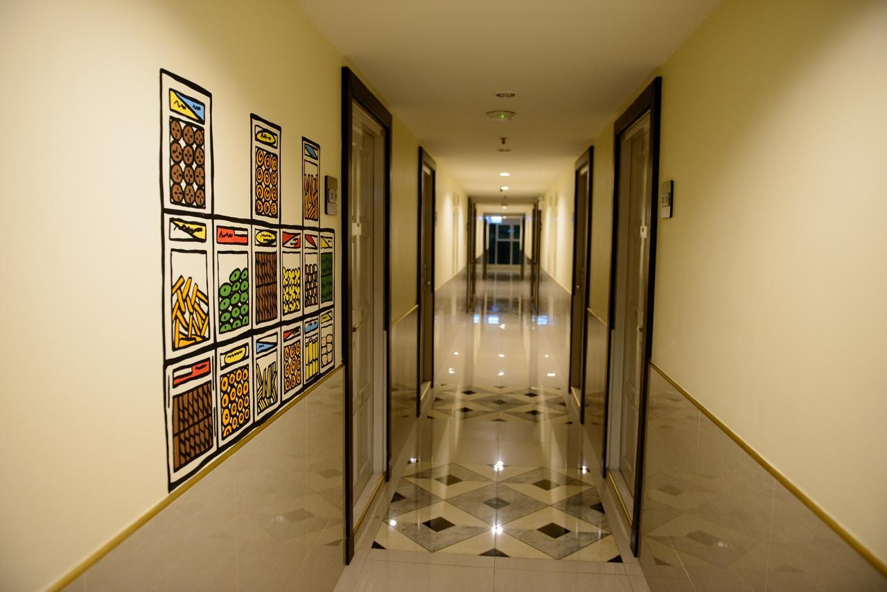 Zen Ratchaprarop Bangkok