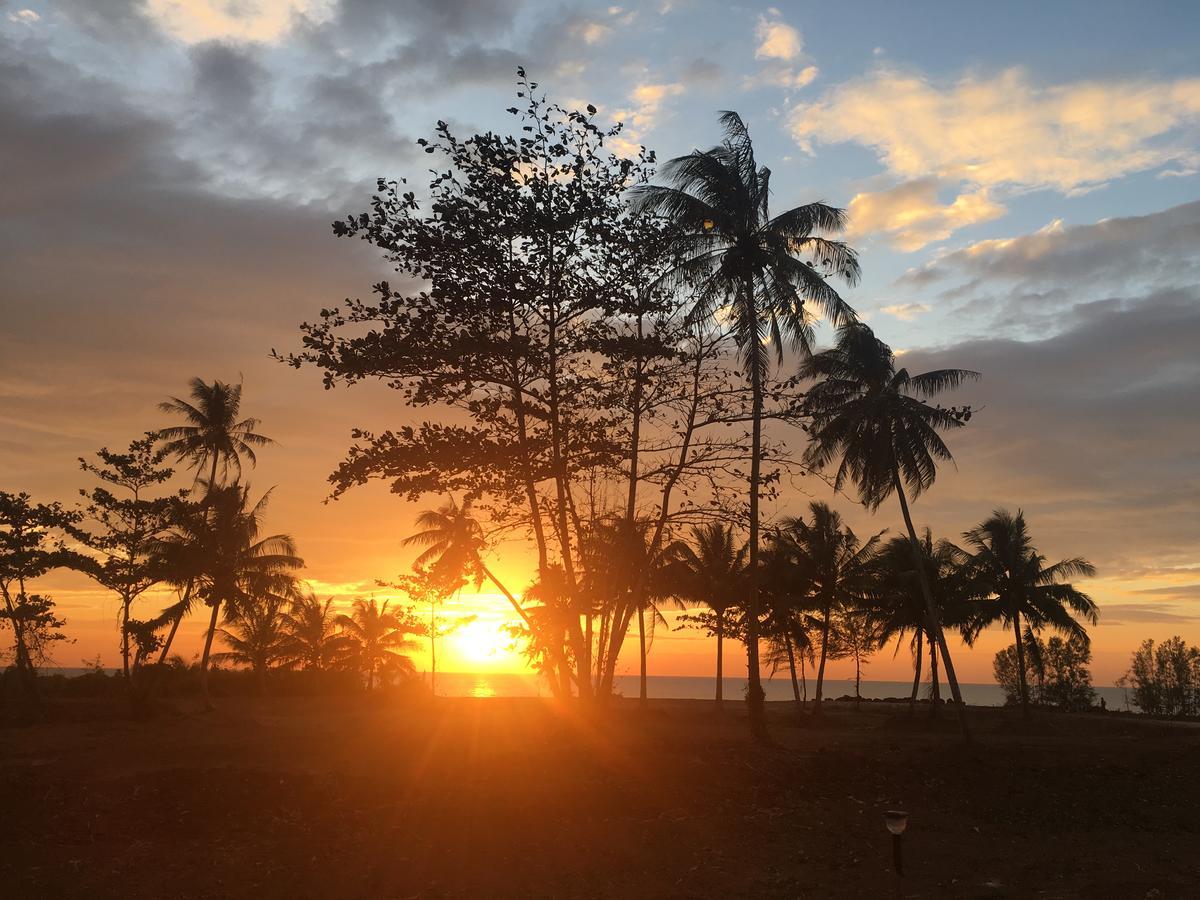 Sleep Soundly By The Sea Resort