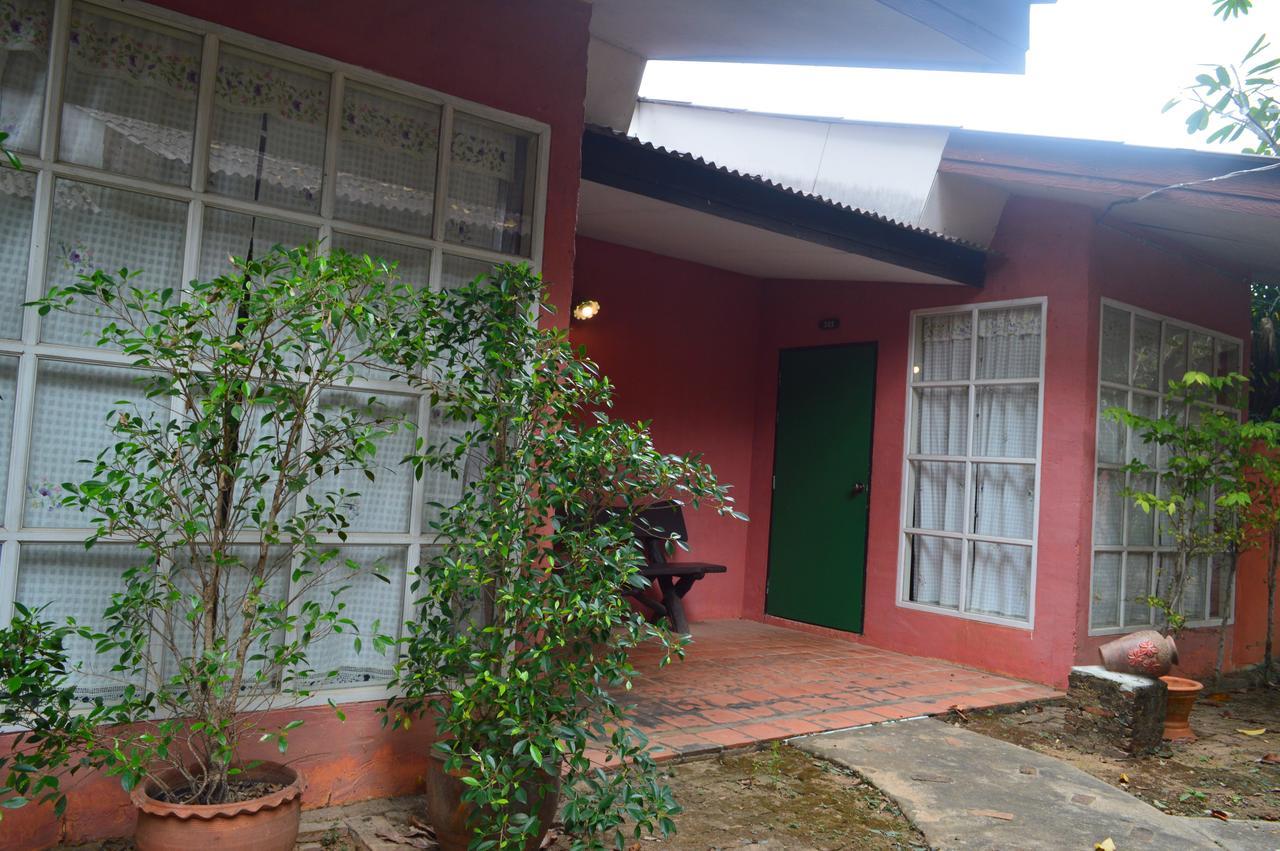 Lodge Shengwei Yinlu *
