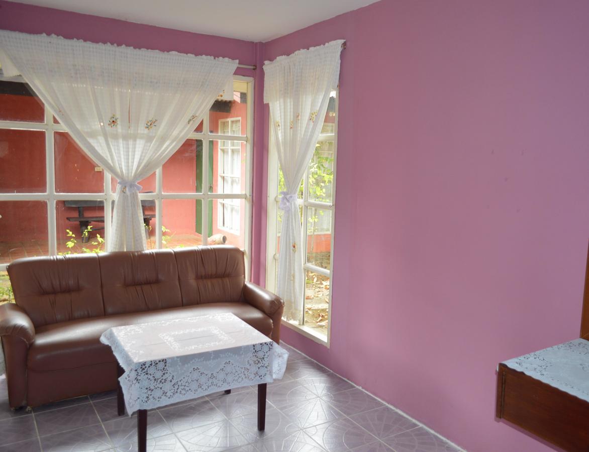 Shengwei Yinlu Lodge *