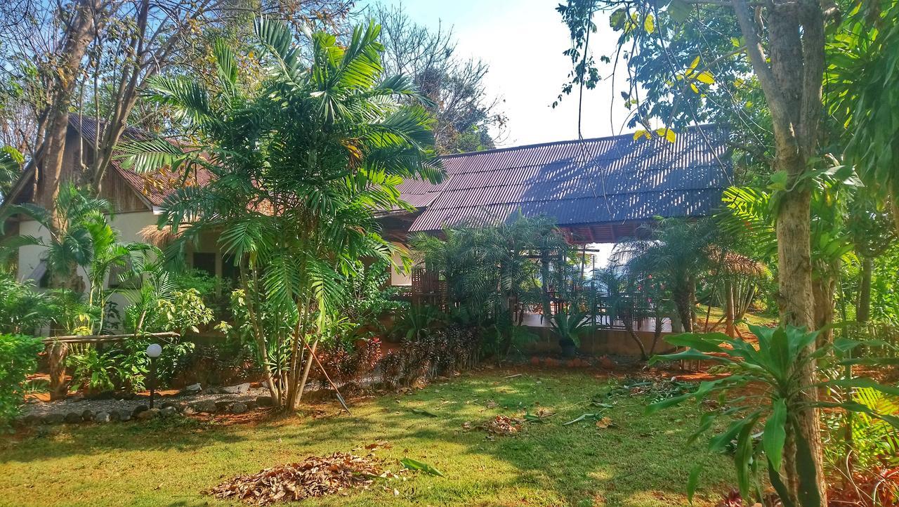 Resort Bamboo Hideaway