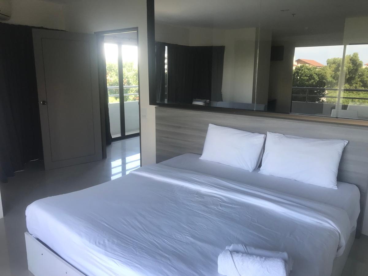 R-con Wongamat Apartment