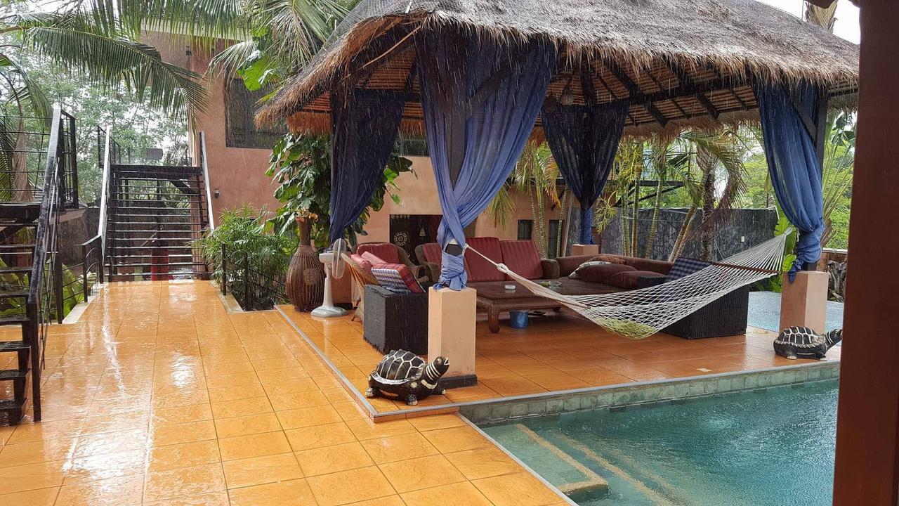 Resort Lake Villa Resort Bang Lamung
