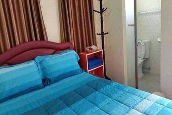 Yaris House Hotel 2*