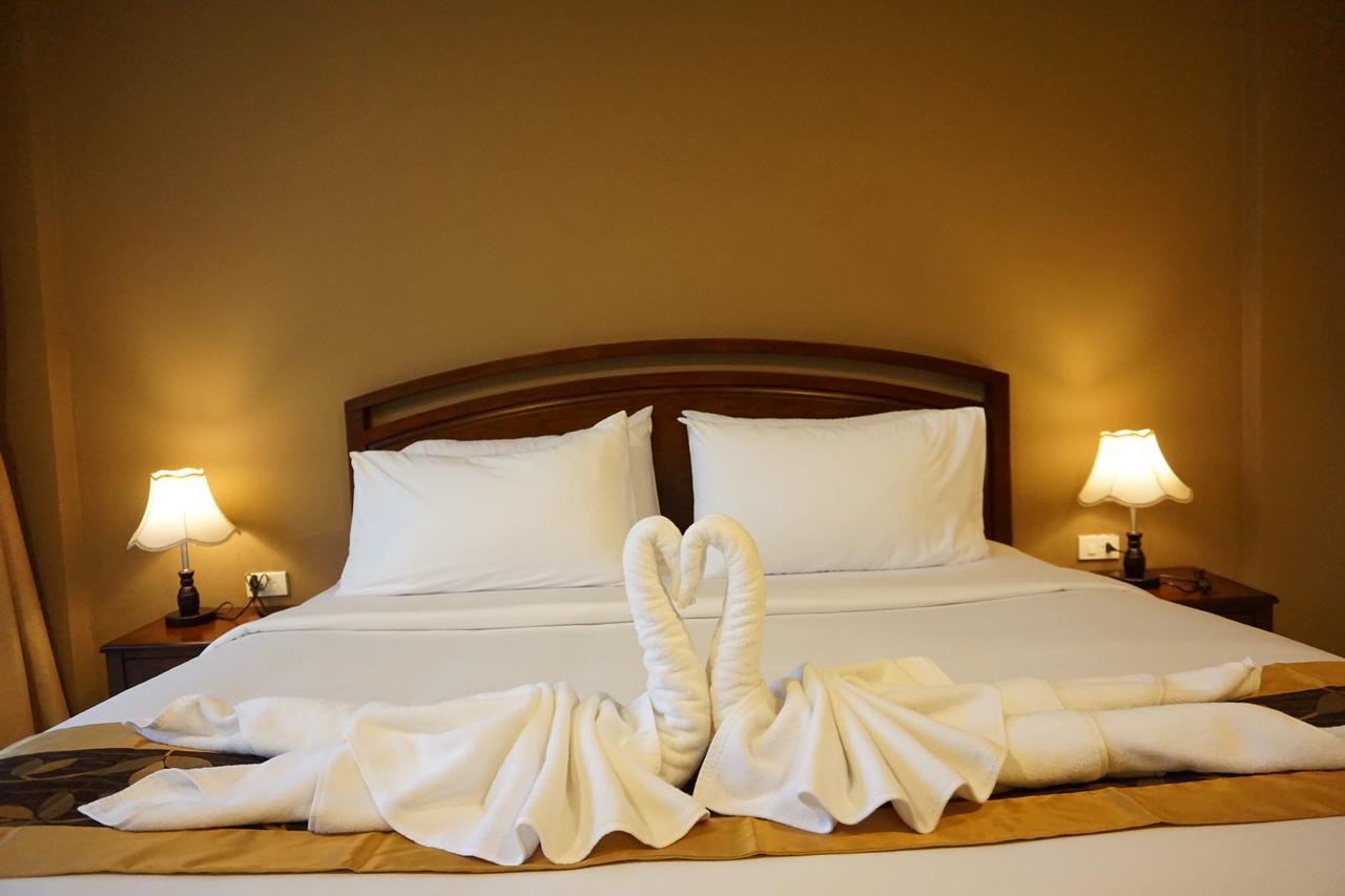 Hotel Moon Budget