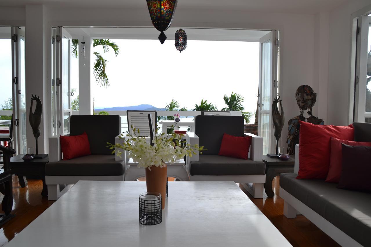 Oasis De Madame Bed & Breakfast 4*