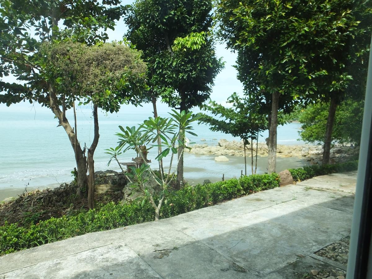 Sukorn Resort 2*