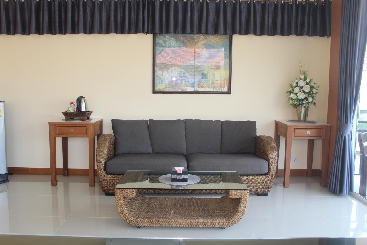 Resort Baan Sooksiri Bangsaray