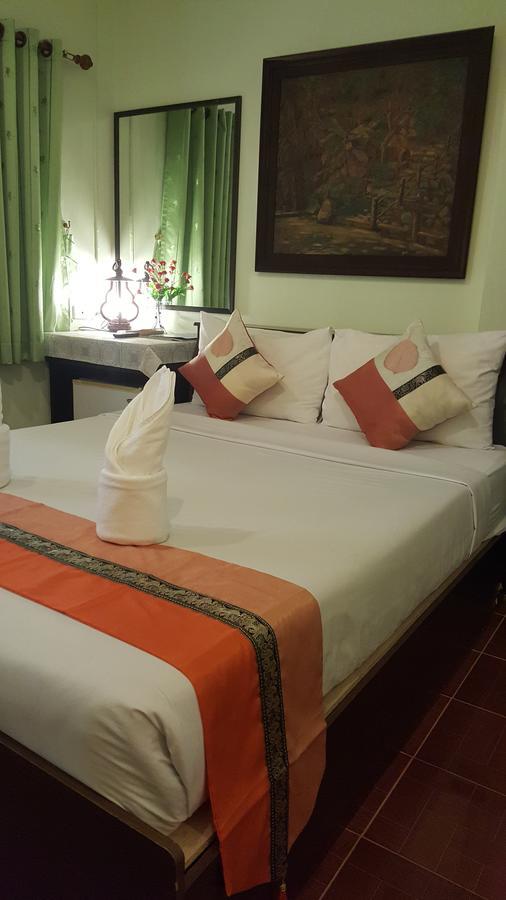 Khaolak Grand Hotel 3*