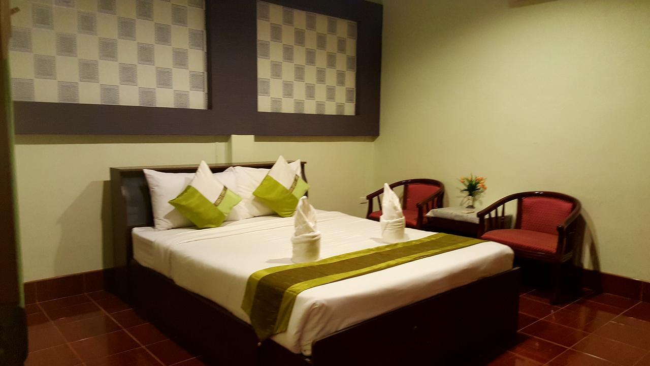 Hotel Khaolak Grand