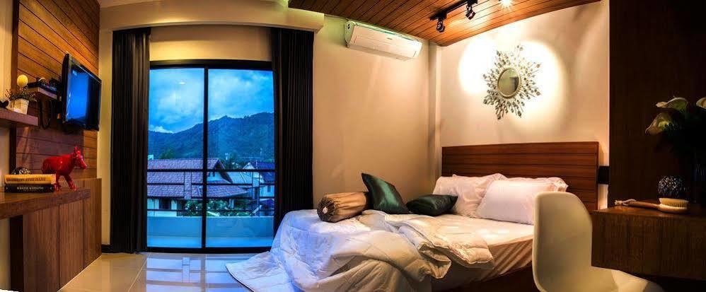Byg Boutique Service At Apartment Kamala Beach