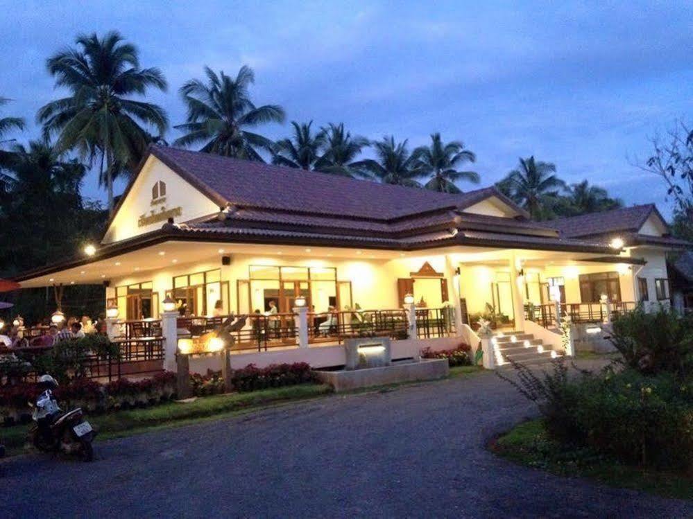 Ruean Thai Nai Bang By Pansak Resort Surat Thani