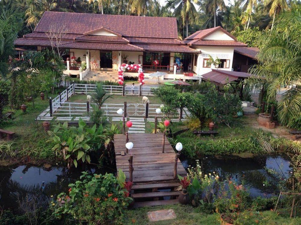 Ruean Thai Nai Bang By Pansak 3*