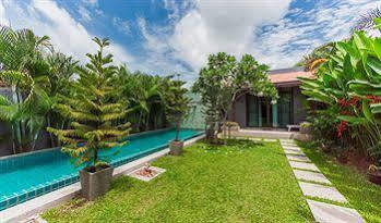 Villa Onyx By Tropiclook Rawai