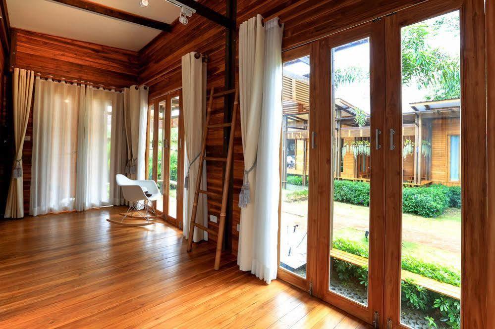 Hotel Viangviman Private Pool And