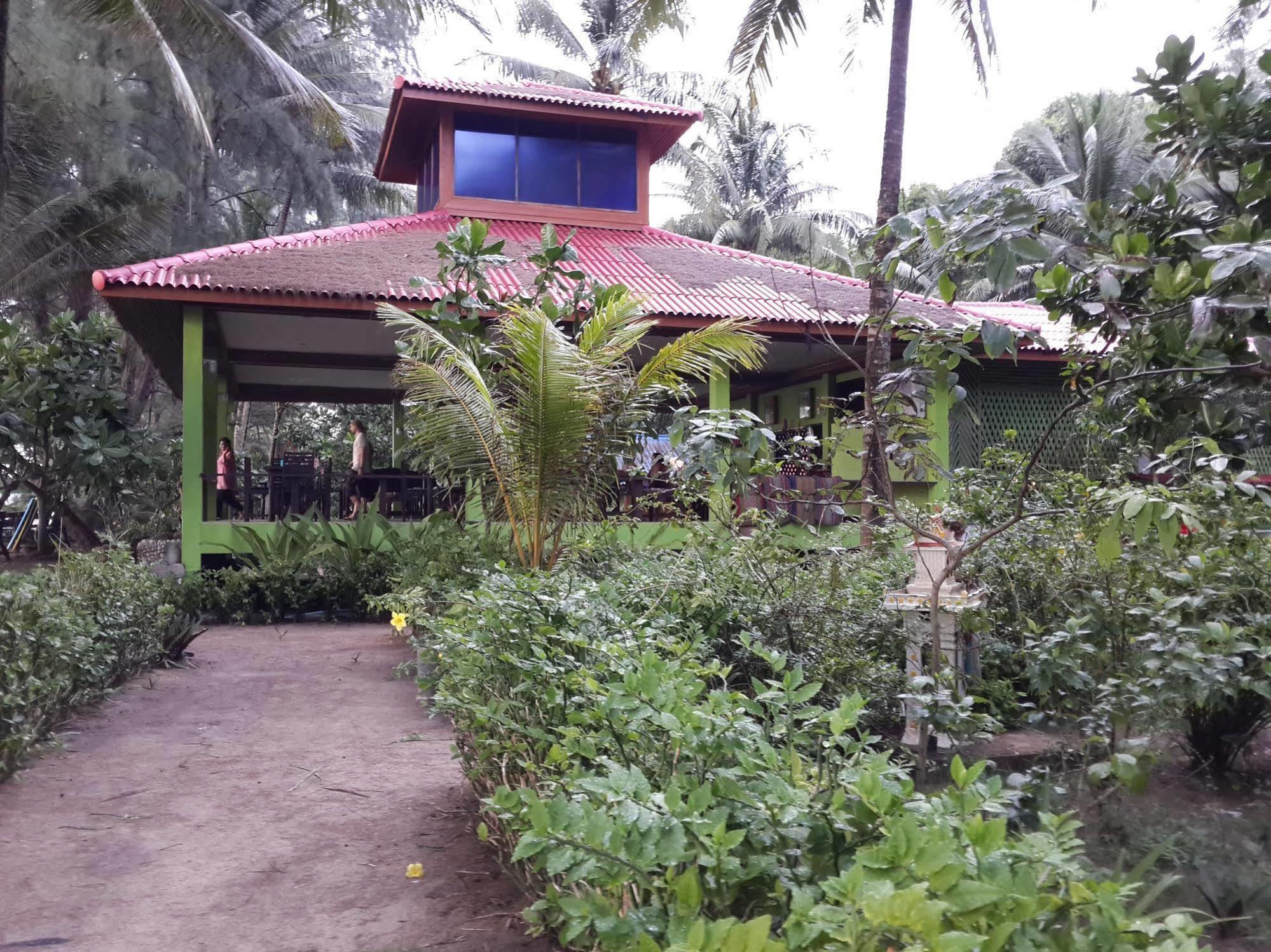 Phayam Coconut Resort