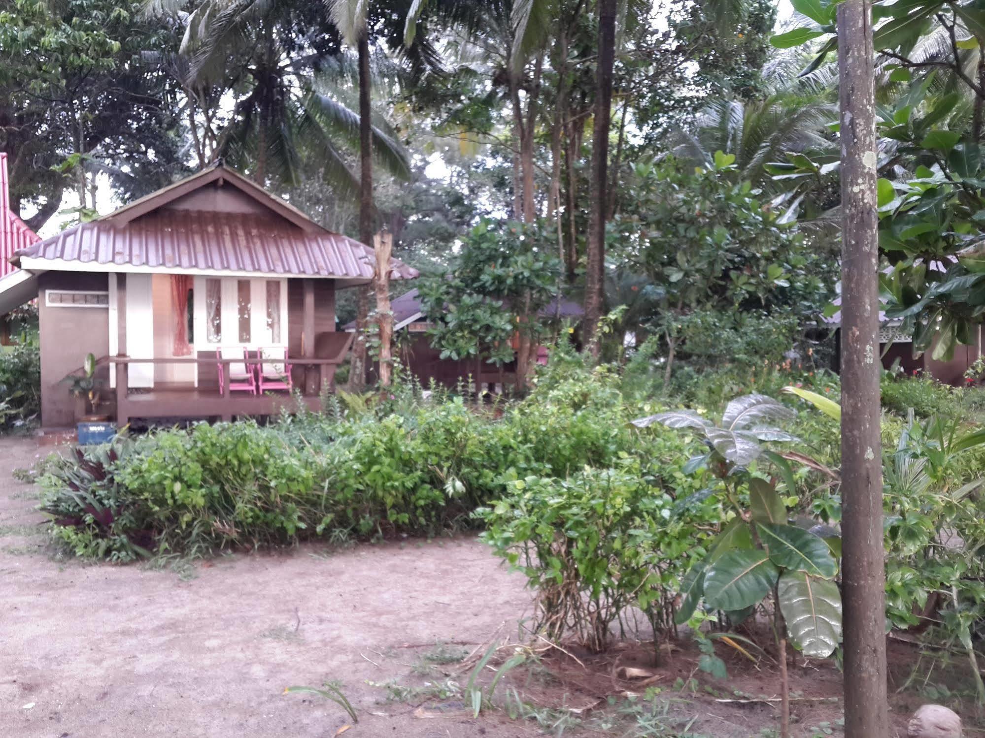 Phayam Coconut Resort Koh Phayam