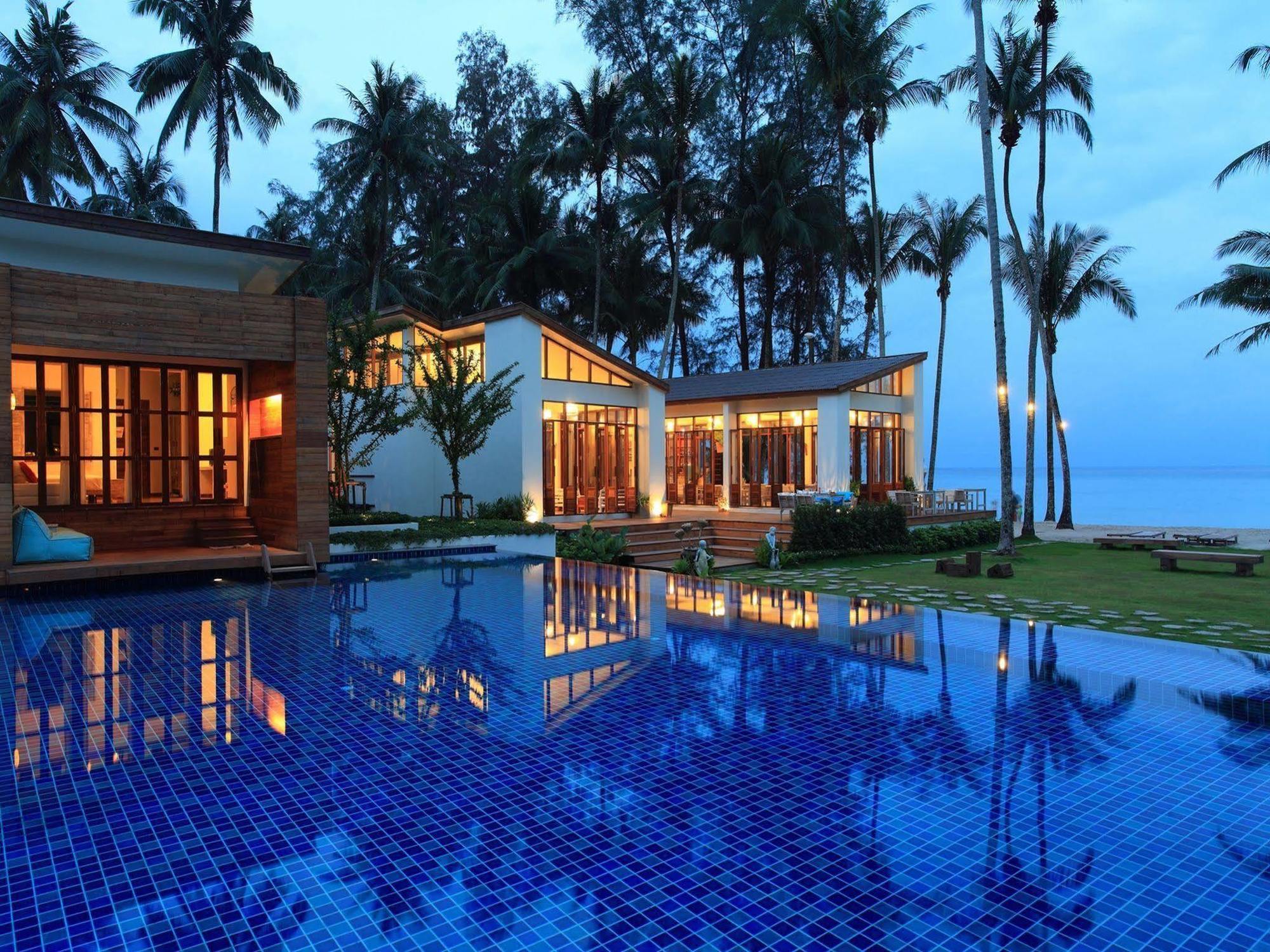 Wendy The Pool @ Koh Kood Resort Ko Kut