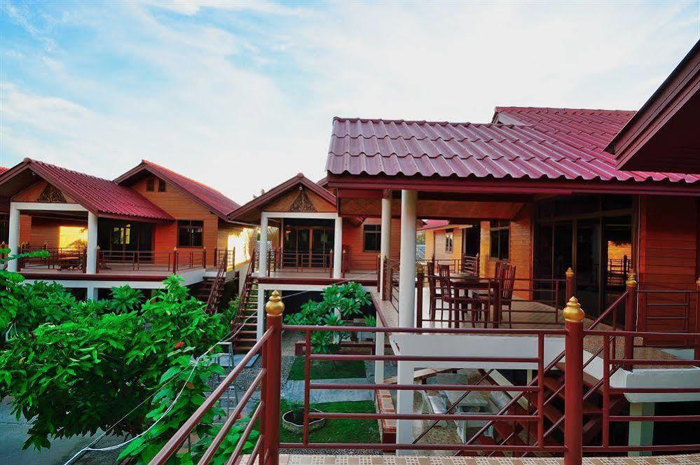 Resort Avila Pattaya 4*