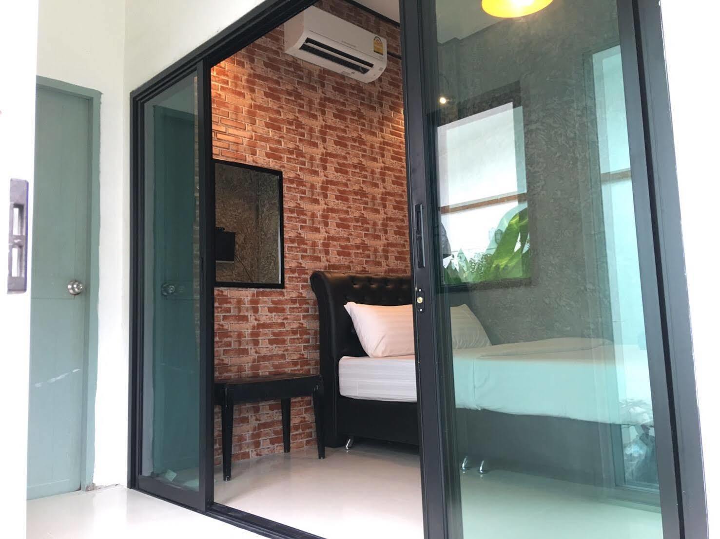 Hotel Samed Chill House 2*