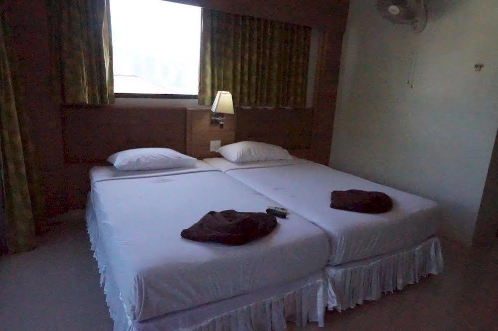 Hotel P.k. Mansion *