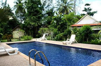 Aonang Side Guest house