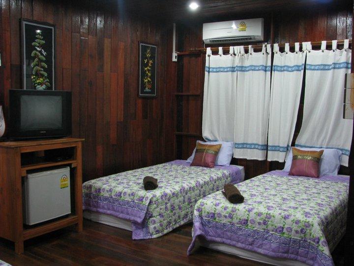 Baansuan Lychee Maeklong Ampawa