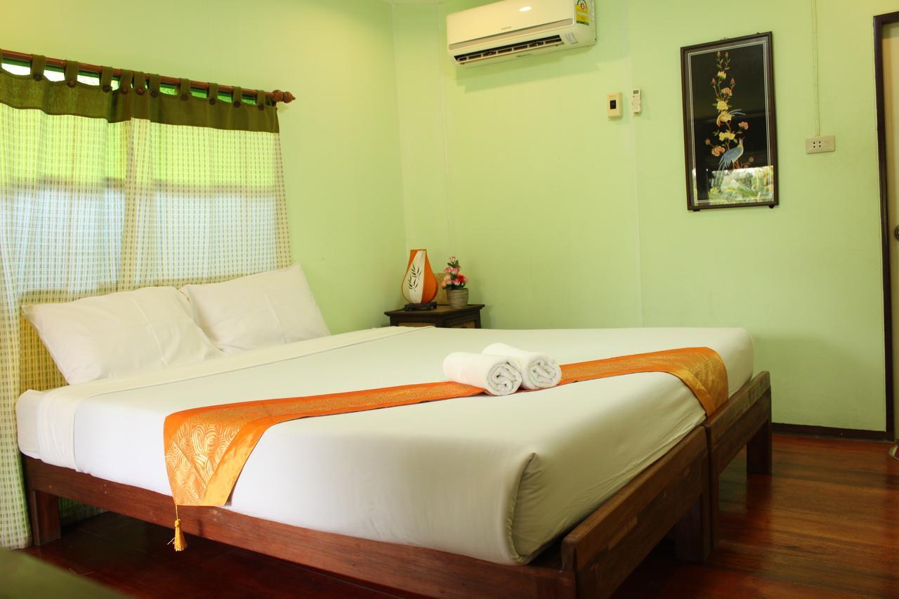 Resort Baansuan Lychee Maeklong Ampawa