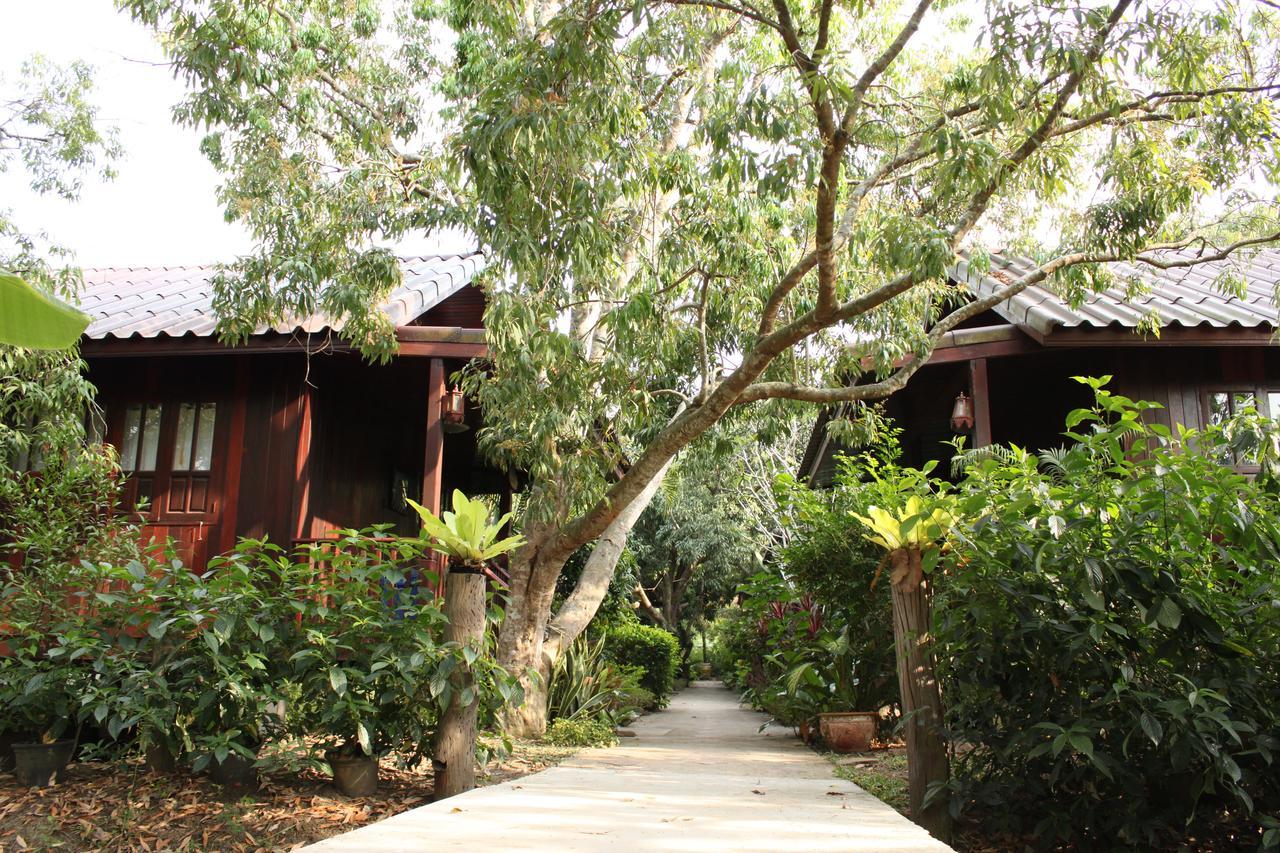 Baansuan Lychee Maeklong Ampawa Resort Amphawa