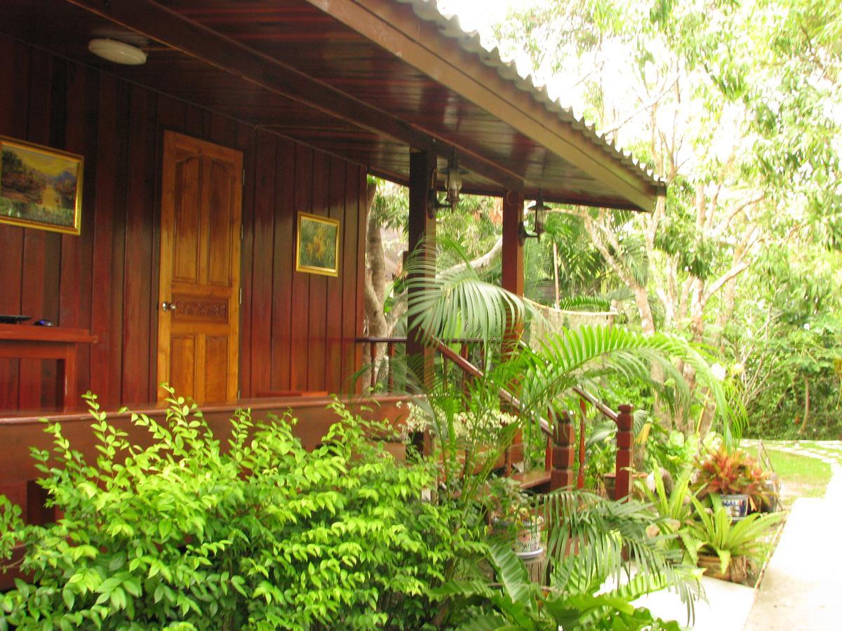 Baansuan Lychee Maeklong Ampawa Resort Amphawa