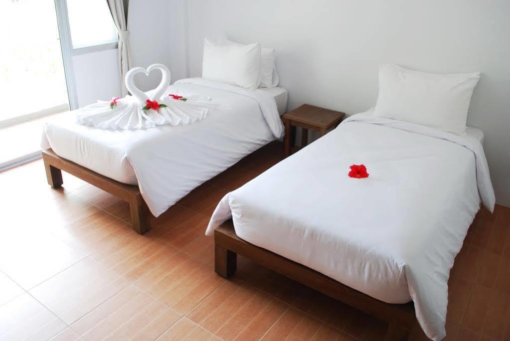 Romruen Samed Hostel *