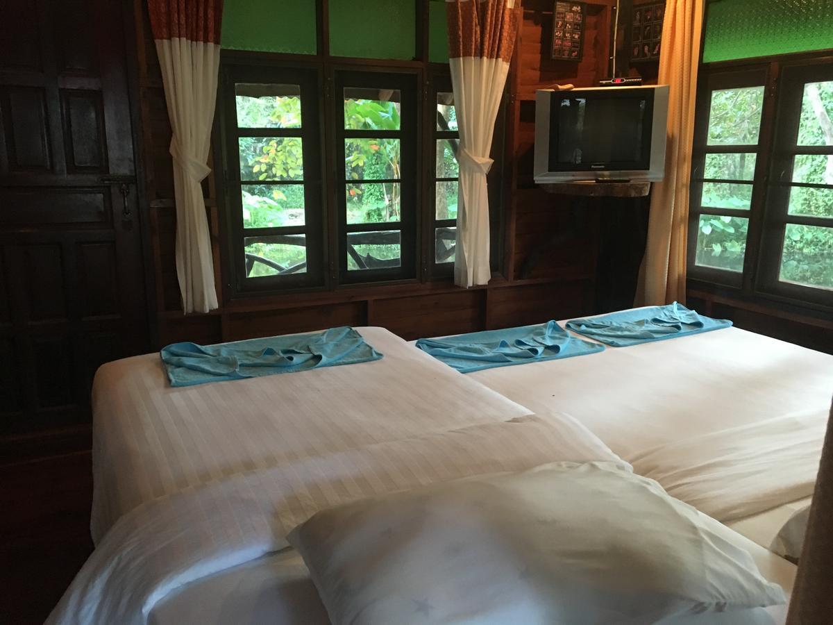 Guest house Lunda Orchid Suan Phueng