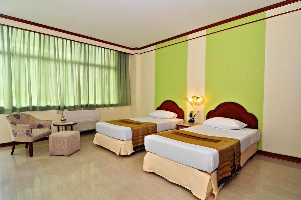 Thavorn Hotel