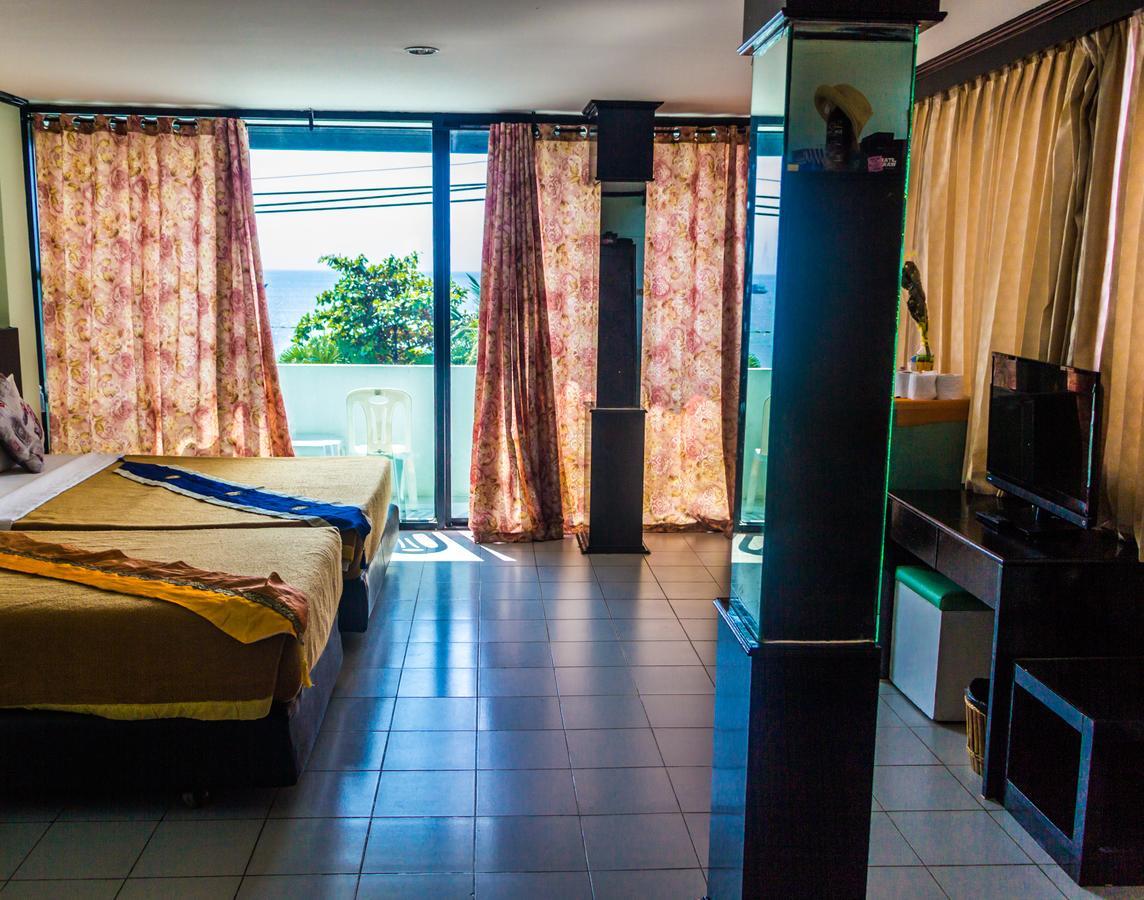 Hotel Barfly Pattaya 2*