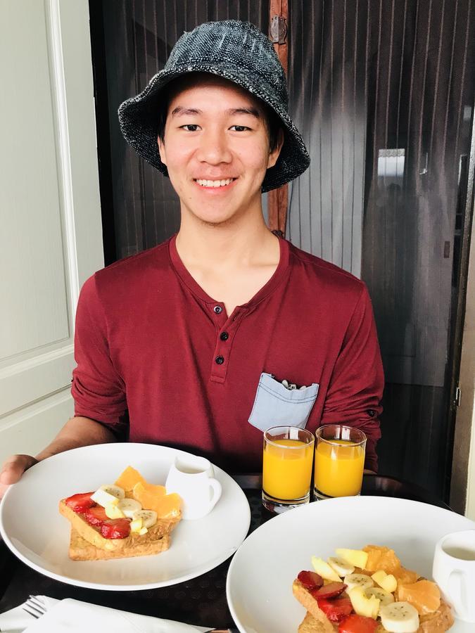 Bann Tawan Albergue *
