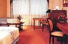 Life Up And Hotel
