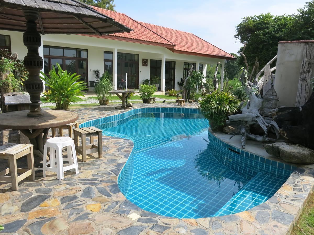 Tree Roots Retreat Resort Rayong