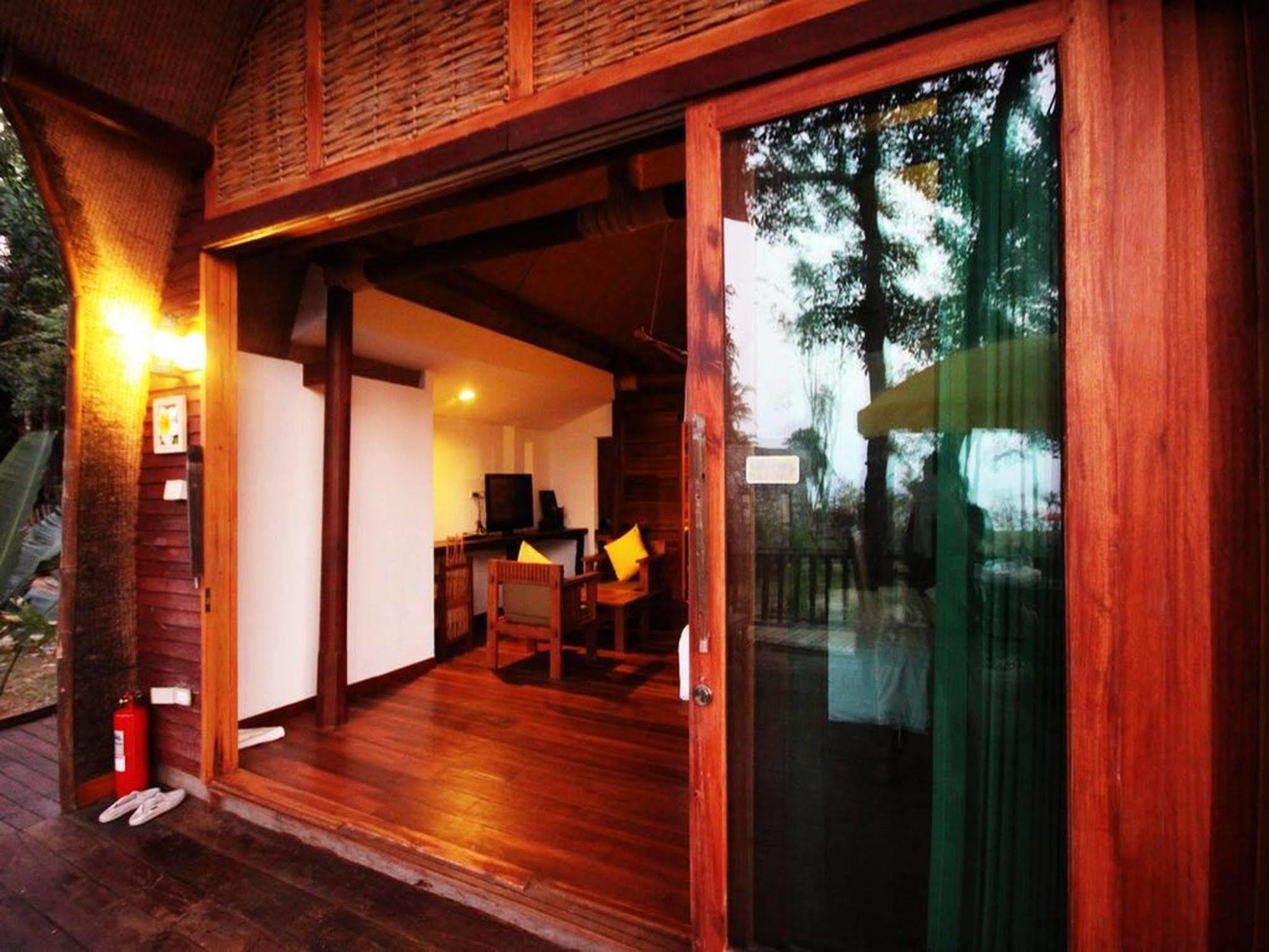 Resort The Cinnamon & Saphansufan Kohmak