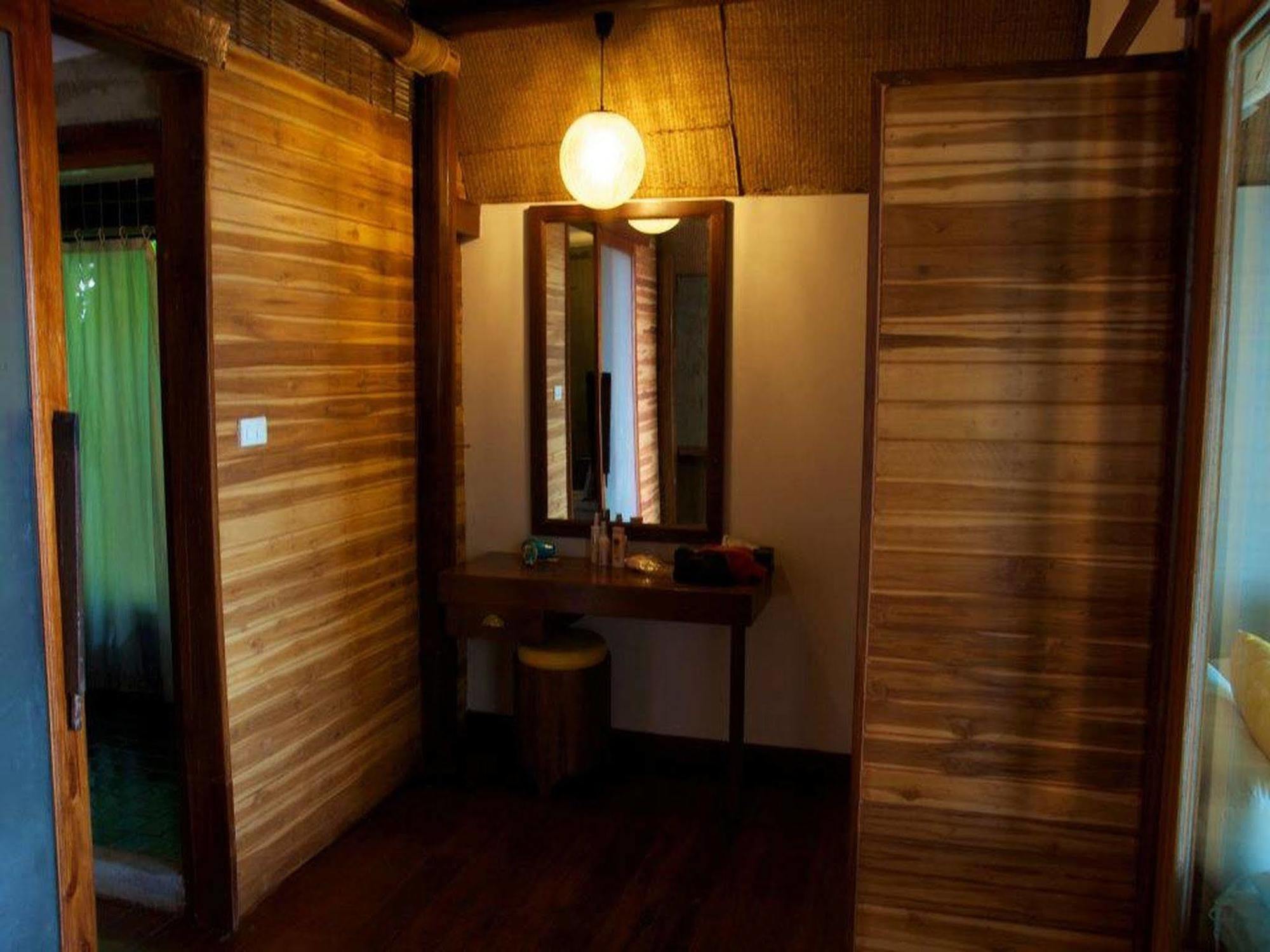 The Cinnamon & Saphansufan Kohmak 3* Koh Mak
