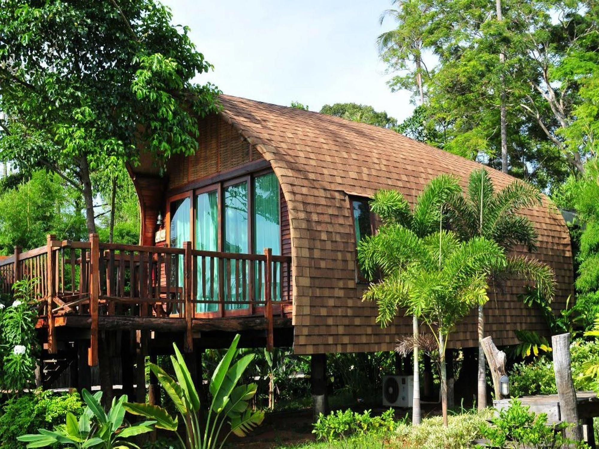 The Cinnamon & Saphansufan Kohmak