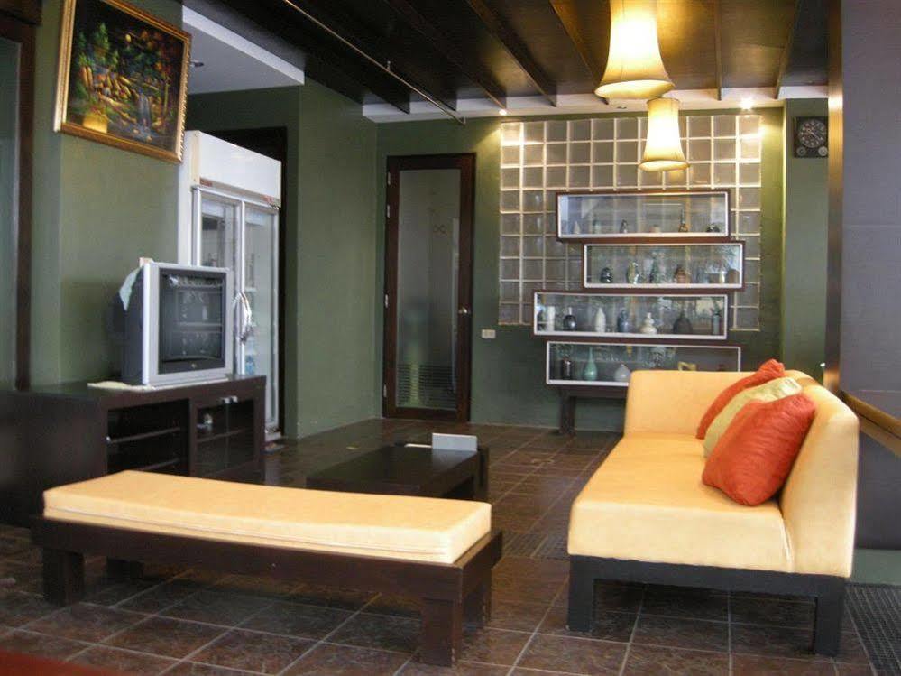 Oyo 244 Roar 3* Patong