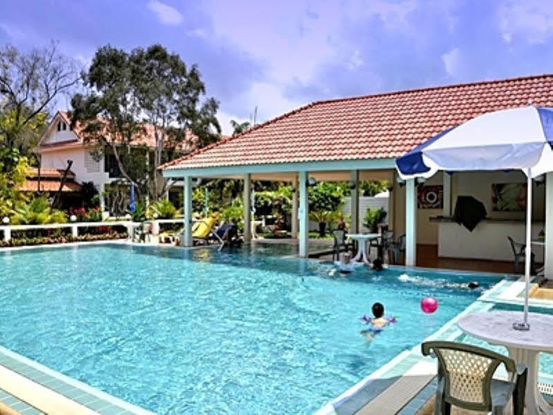 Hotel Casuarina Hotel- Baramie Jomtien Beach