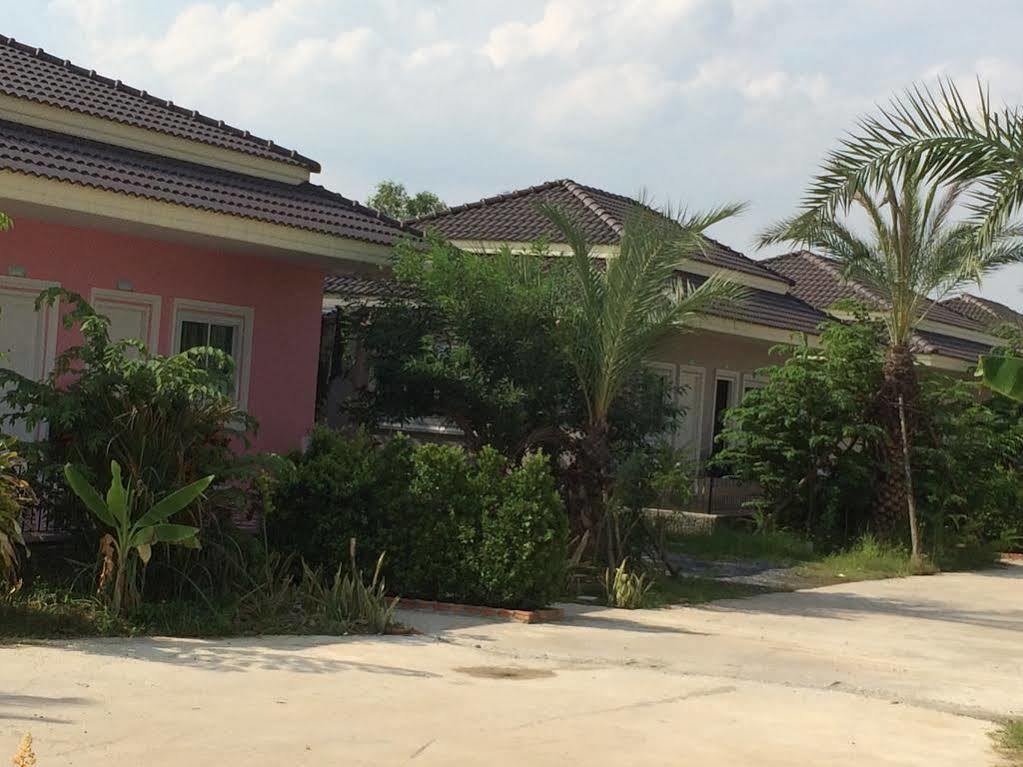Holiday park Nadee Udon Thani