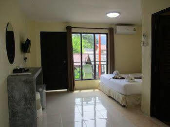 Phi Phi Green House 2*