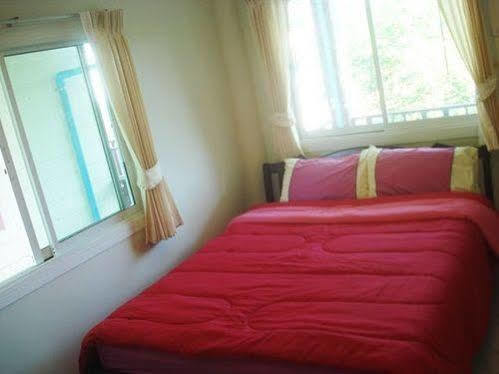 Kanchanaporn Bed & Breakfast 2*