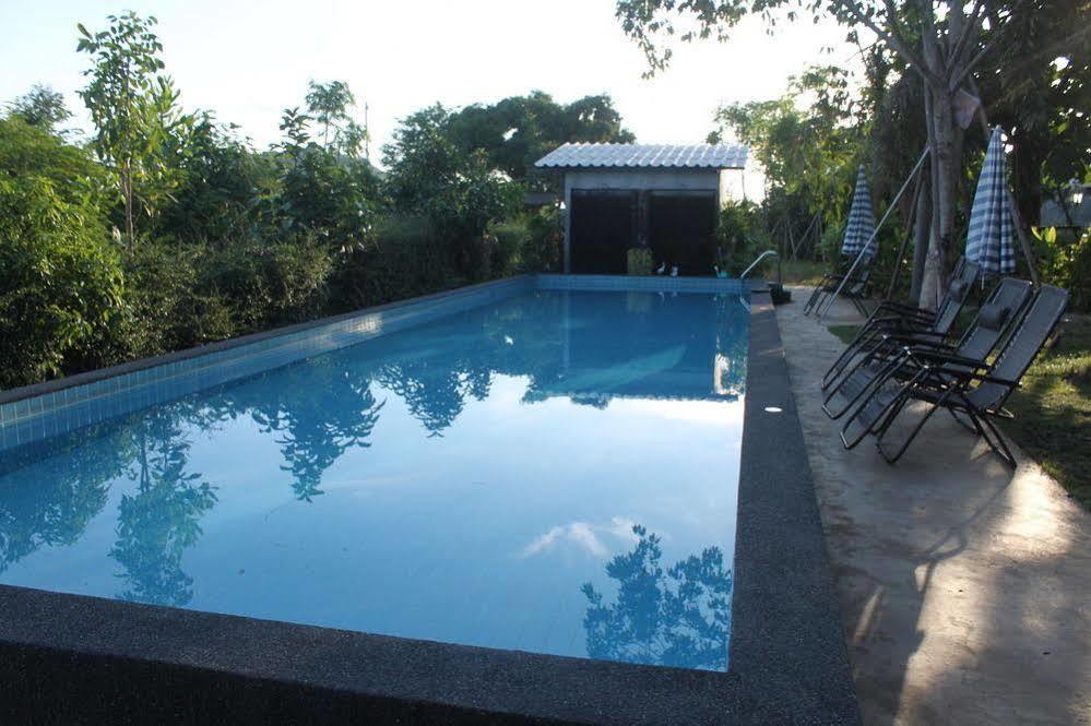 Hotel Pran River View Pran Buri