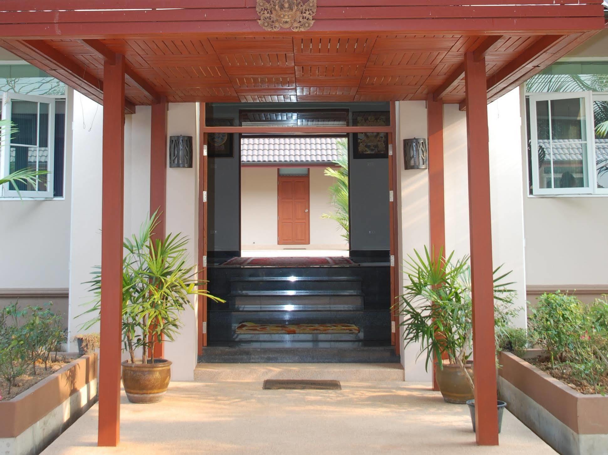 Lanna Thai 3*