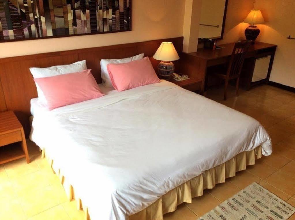 Cabbages & Condoms Khaoyai Hotel 3*