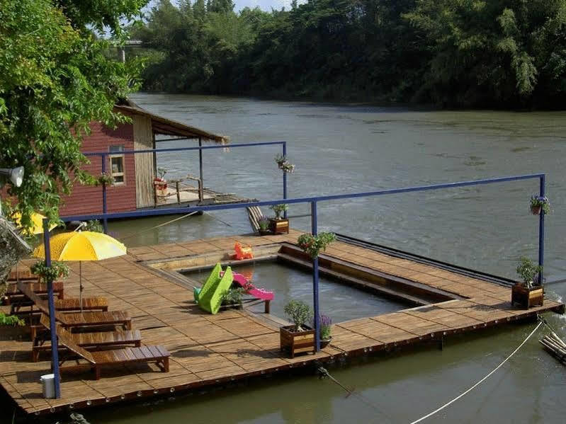 Boutique Raft Resort, River Kwai Resort 3*